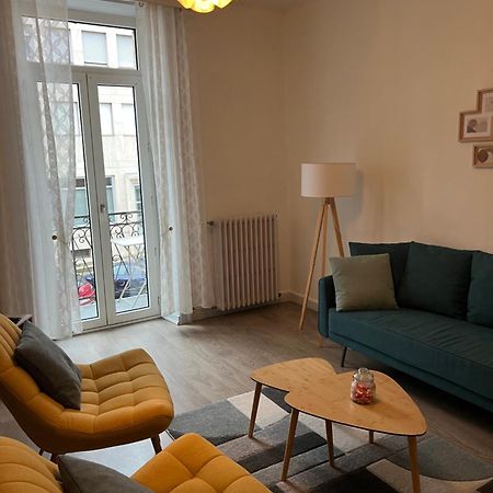 Appartement T4 70M2 - Meuble - Centre Ville - Proche Thermes Lons-le-Saunier Kültér fotó